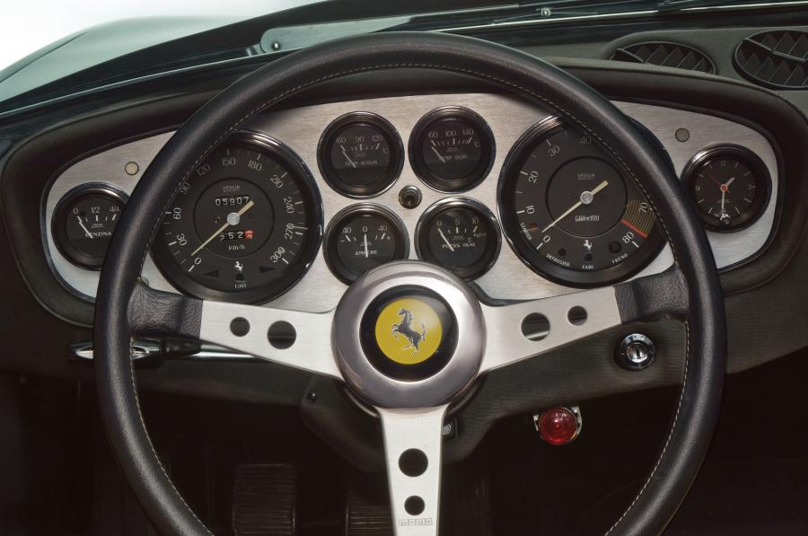  Ferrari 365 GTB/4 Daytona Spyder 1971 года  (фото 6 из 85)